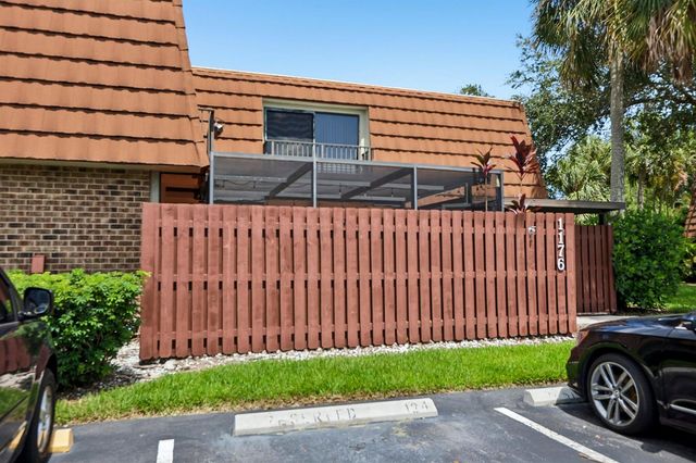 1176 SW 118th Terrace, Davie, FL 33325
