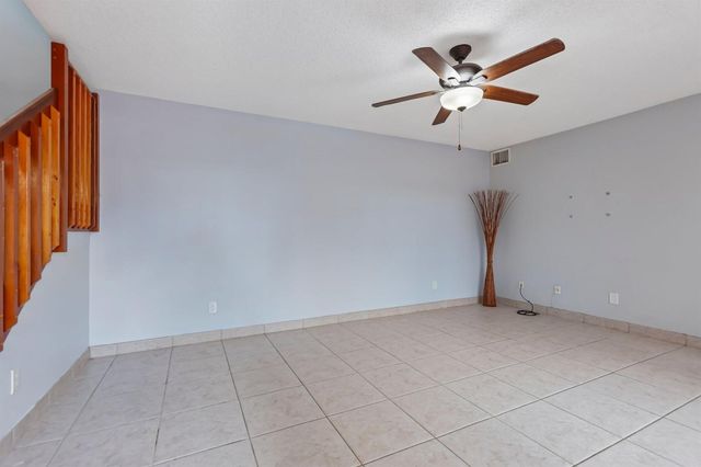 1176 SW 118th Terrace, Davie, FL 33325