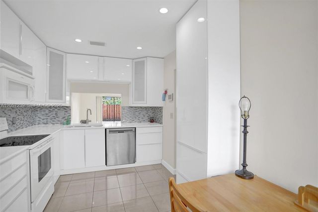11529 SW 133rd Terrace, Miami, FL 33176