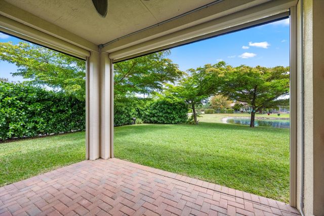 2352 Bellarosa Circle, West Palm Beach, FL 33411