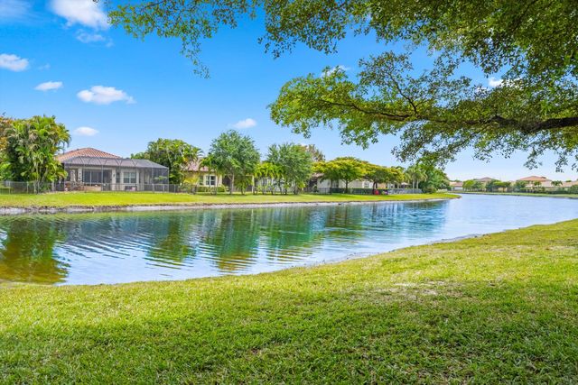 2352 Bellarosa Circle, West Palm Beach, FL 33411