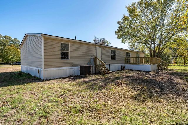 1121 Pecan Ridge, Chandler, TX 75758