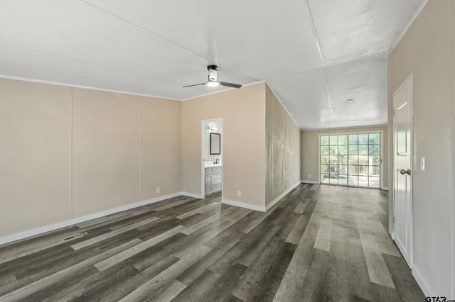 1121 Pecan Ridge, Chandler, TX 75758