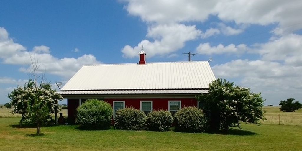 2670 Canaan Church Road, Crawford, TX 76638