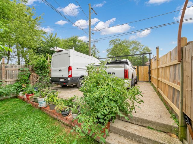 5211 S Aberdeen Street, Chicago, IL 60609
