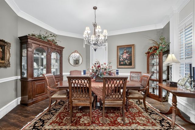 6428 Lavendale Avenue, Dallas, TX 75230