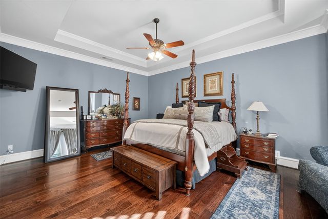 6428 Lavendale Avenue, Dallas, TX 75230