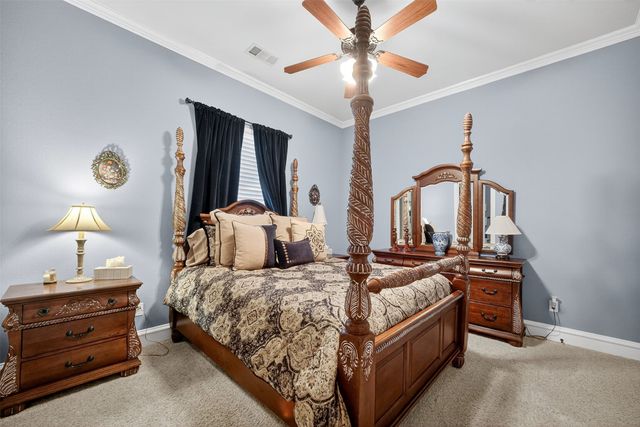 6428 Lavendale Avenue, Dallas, TX 75230