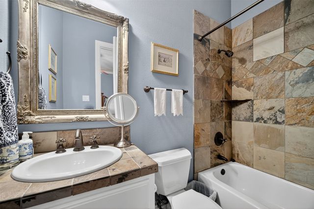 6428 Lavendale Avenue, Dallas, TX 75230