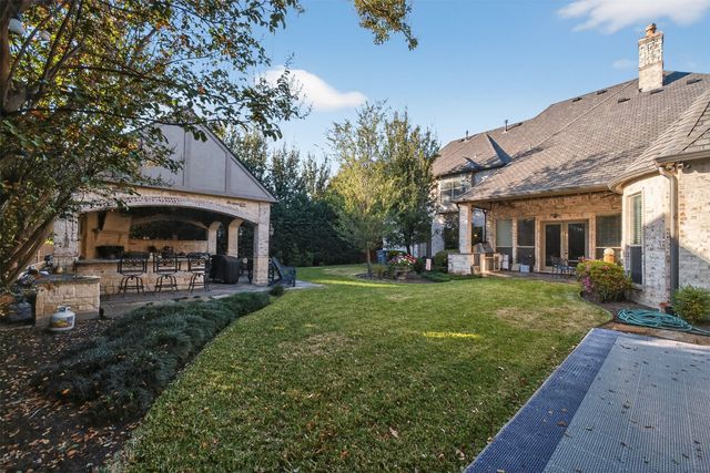 6428 Lavendale Avenue, Dallas, TX 75230