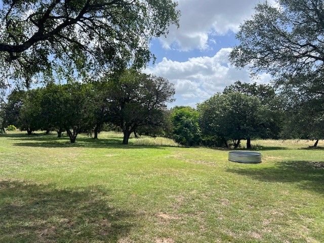 306 Kash Derrick Drive, China Spring, TX 76633