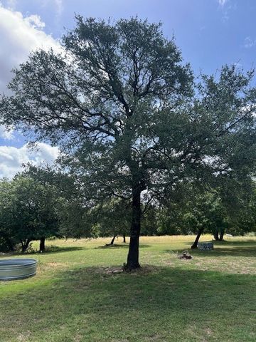 306 Kash Derrick Drive, China Spring, TX 76633