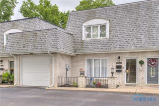 6965 Fenwyck Road, Maumee, OH 43537