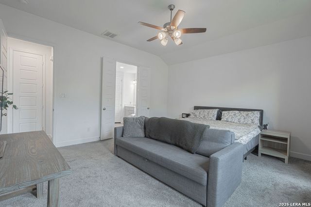 1855 Cowbird Ave, New Braunfels, TX 78132