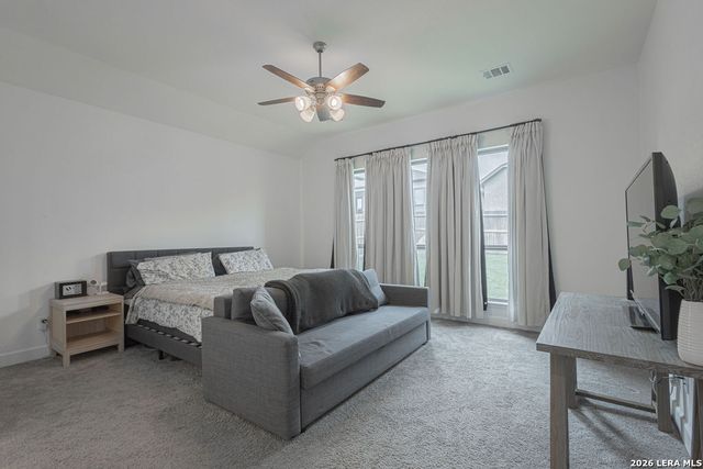 1855 Cowbird Ave, New Braunfels, TX 78132