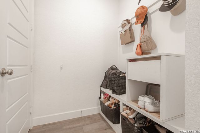 1855 Cowbird Ave, New Braunfels, TX 78132