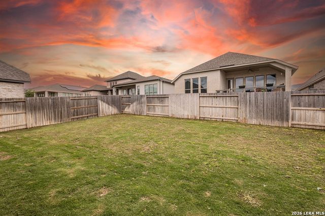 1855 Cowbird Ave, New Braunfels, TX 78132