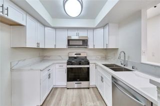 345 S Alexandria 212, Los Angeles, CA 90020