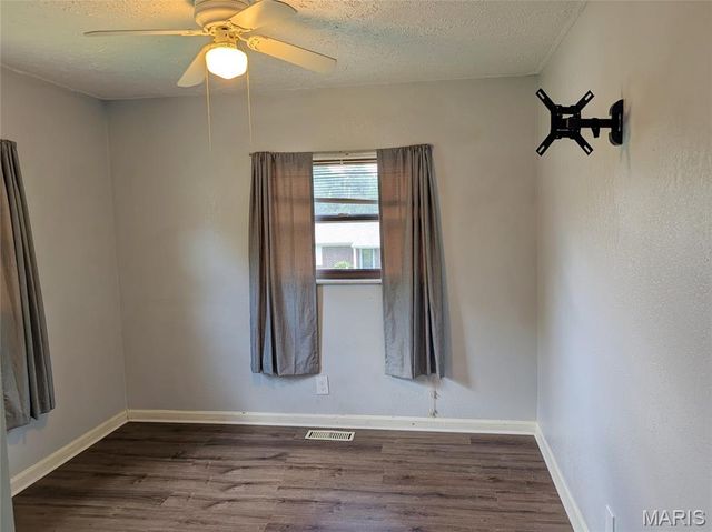 101 Juanita Lane, Arnold, MO 63010