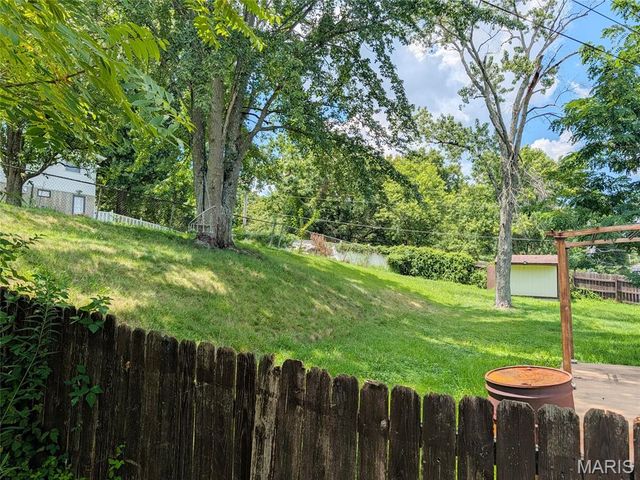 101 Juanita Lane, Arnold, MO 63010