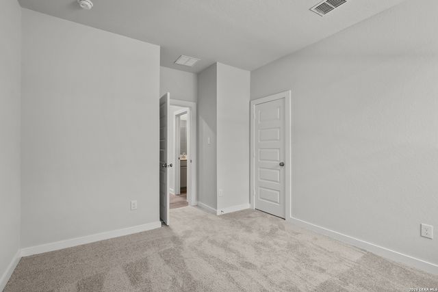 9883 Chavaneaux Lndg, San Antonio, TX 78214