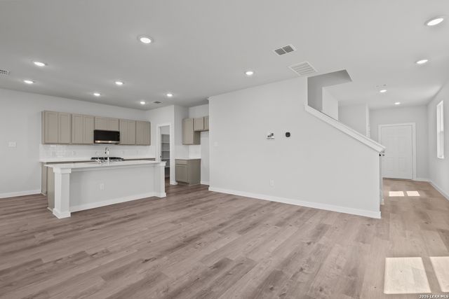 9883 Chavaneaux Lndg, San Antonio, TX 78214