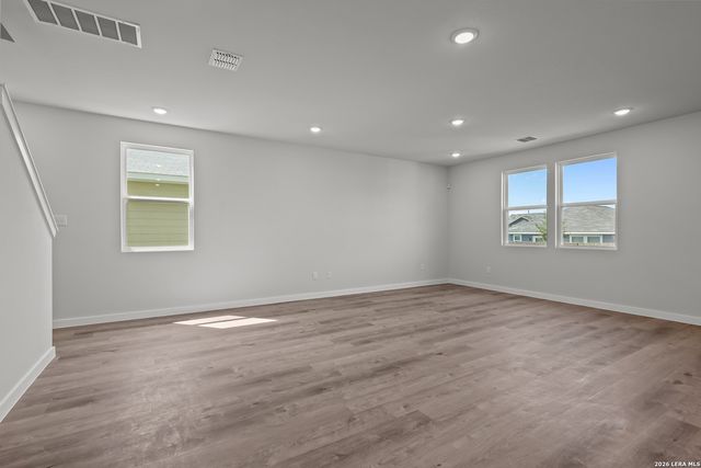 9883 Chavaneaux Lndg, San Antonio, TX 78214