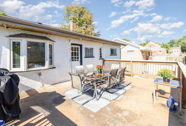 138 Roger Lane, Florence, KY 41042