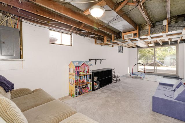 138 Roger Lane, Florence, KY 41042