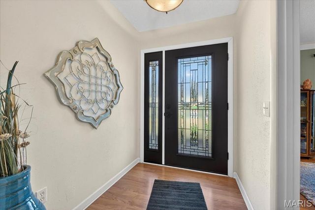 4988 Sefton Drive, St Louis, MO 63128