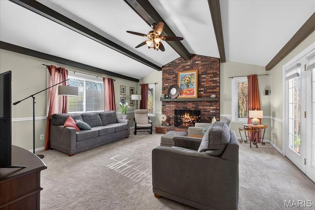 4988 Sefton Drive, St Louis, MO 63128