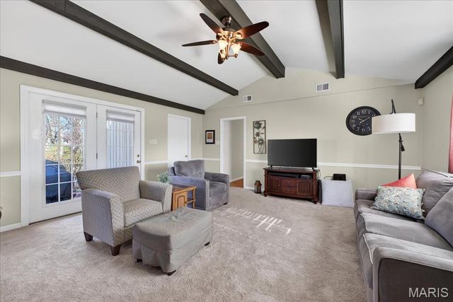 4988 Sefton Drive, St Louis, MO 63128