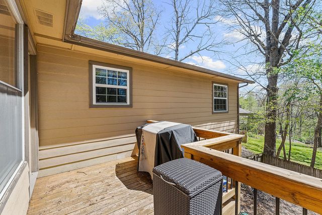 61 Walney Drive, Bella Vista, AR 72715