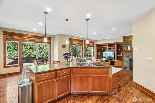 11815 157th Avenue NE, Redmond, WA 98052