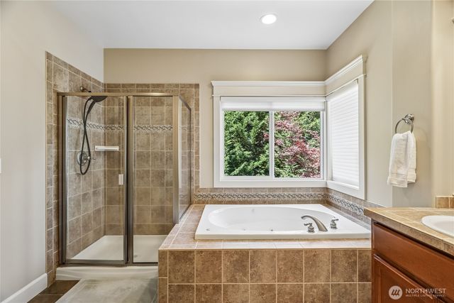 11815 157th Avenue NE, Redmond, WA 98052