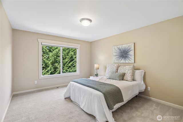 11815 157th Avenue NE, Redmond, WA 98052