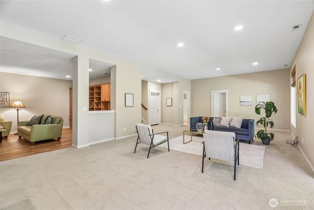 11815 157th Avenue NE, Redmond, WA 98052