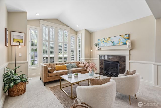 11815 157th Avenue NE, Redmond, WA 98052