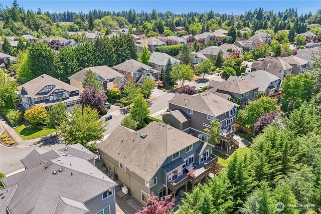 11815 157th Avenue NE, Redmond, WA 98052