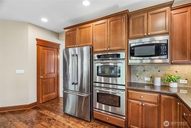11815 157th Avenue NE, Redmond, WA 98052