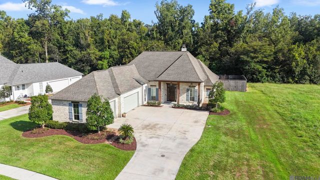 36392 Westin Ridge Dr, Geismar, LA 70734