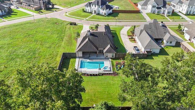 36392 Westin Ridge Dr, Geismar, LA 70734