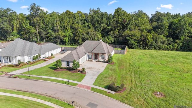 36392 Westin Ridge Dr, Geismar, LA 70734