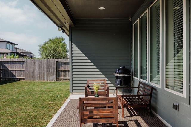 8013 Bestride BND, Austin, TX 78744