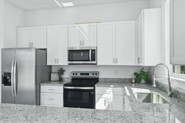 187 SESAME ROAD E, Rotonda West, FL 33947