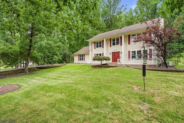 9 Stirrup Way 9, Franklin Twp., NJ 08540