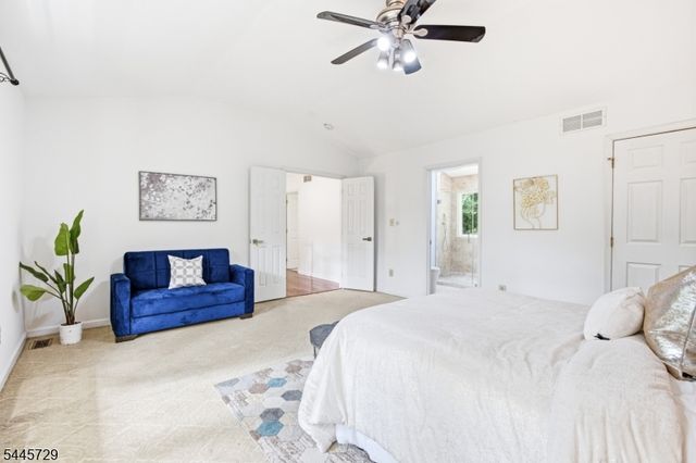 9 Stirrup Way 9, Franklin Twp., NJ 08540