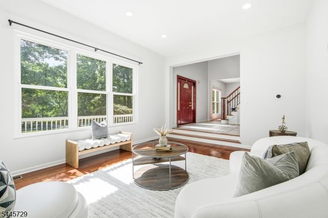 9 Stirrup Way 9, Franklin Twp., NJ 08540