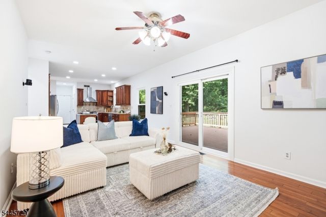 9 Stirrup Way 9, Franklin Twp., NJ 08540
