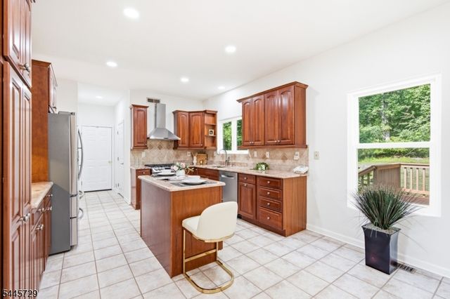 9 Stirrup Way 9, Franklin Twp., NJ 08540